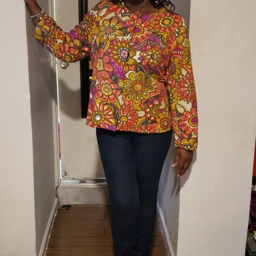 Laura Ashley jacket hidden buttons flower print.